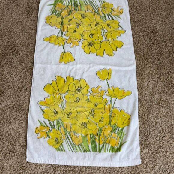 Set 4 Vera Neumann Burlington Yellow 1970s Bath& hand towels flower daffodil MCM - Picture 2 of 9